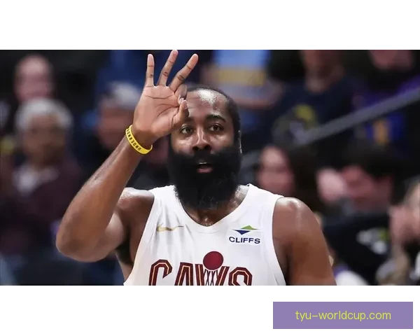 哈登追平米切尔绝杀逆转掘金