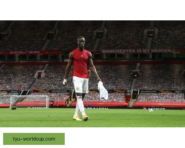 凯利红牌因鞋钉踩踝危及安全